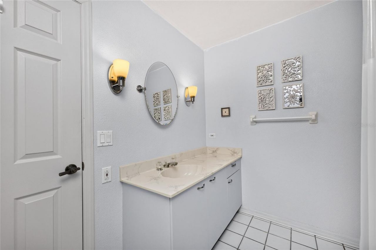 11215 SW Courtney Drive , Lake Suzy, FL 34269 Photo