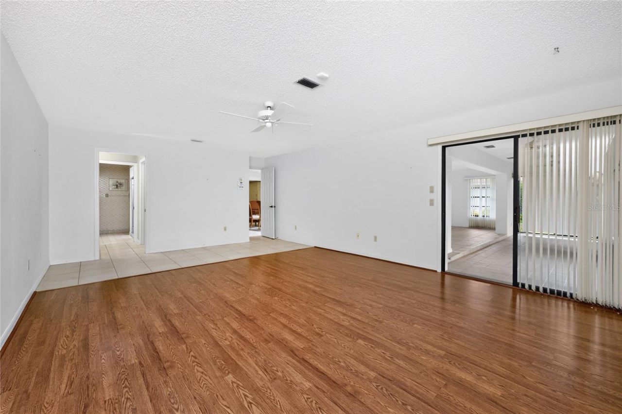 11215 SW Courtney Drive , Lake Suzy, FL 34269 Photo