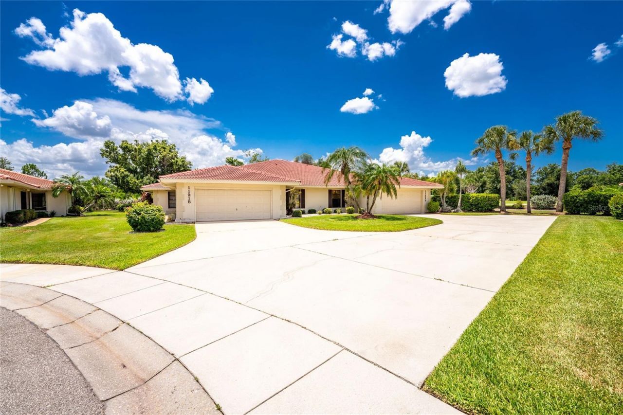11215 SW Courtney Drive , Lake Suzy, FL 34269 Photo