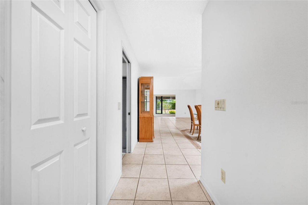 11215 SW Courtney Drive , Lake Suzy, FL 34269 Photo