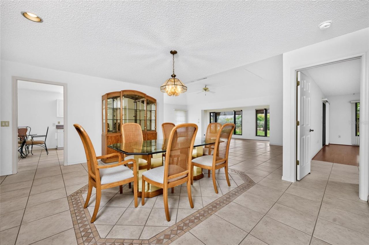 11215 SW Courtney Drive , Lake Suzy, FL 34269 Photo