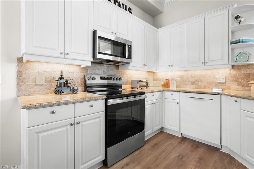 1540 Clermont Dr , Unit F403, Naples, FL 34109 Photo