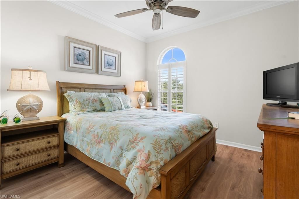1540 Clermont Dr , Unit F403, Naples, FL 34109 Photo