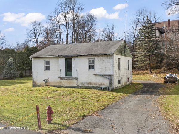 11 W Marie Street, Hudson, NY 12534