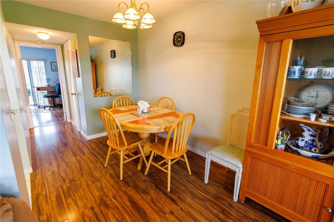 90 Berkshire D , Unit 90, West Palm Beach, FL 33417 Photo