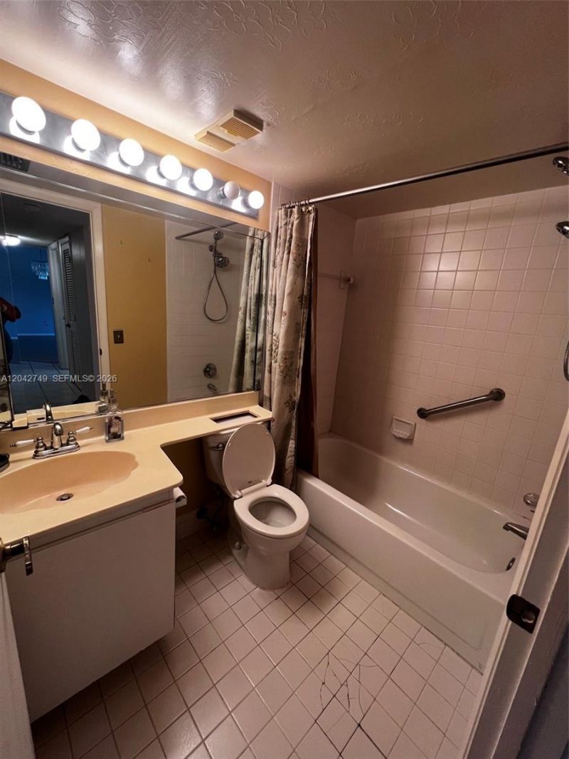 4975 E Sabal Palm Blvd , Unit 304, Tamarac, FL 33319 Photo