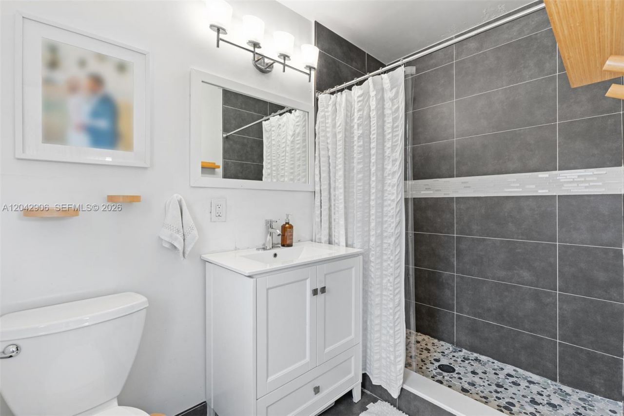 1250 NE 23rd Pl , Pompano Beach, FL 33064 Photo