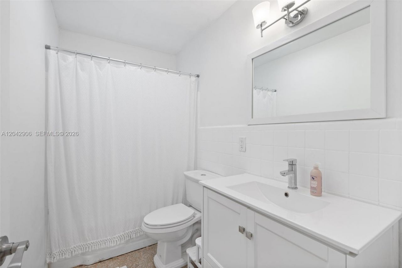 1250 NE 23rd Pl , Pompano Beach, FL 33064 Photo