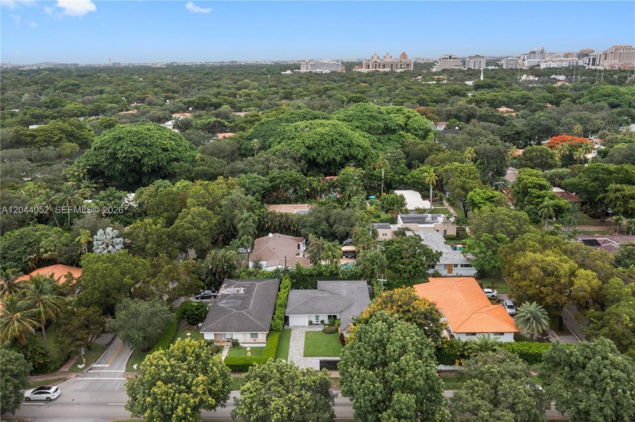 721 Bird Rd , Coral Gables, FL 33146 Photo