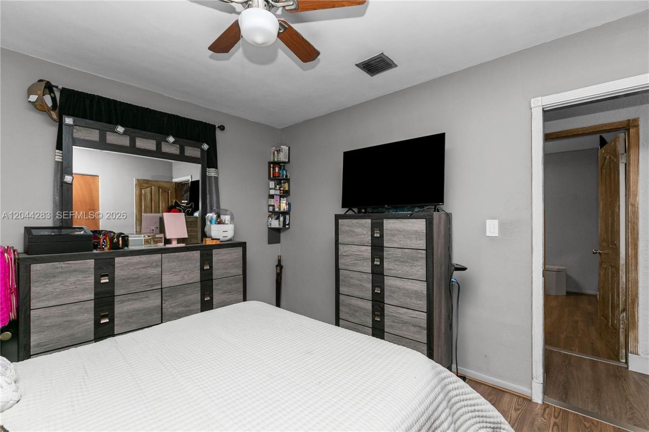 3311 NW 171st St, Miami Gardens, FL 33056 Photo