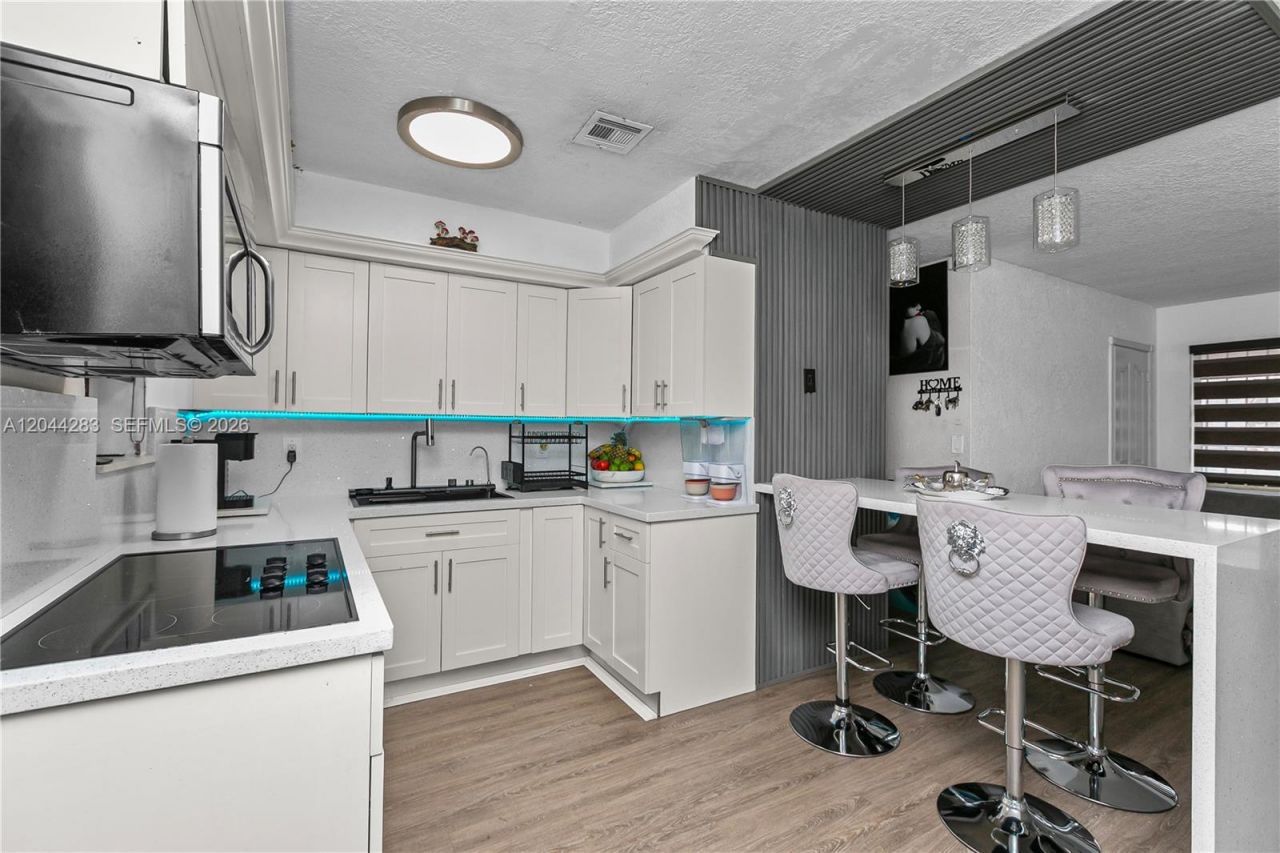 3311 NW 171st St, Miami Gardens, FL 33056 Photo