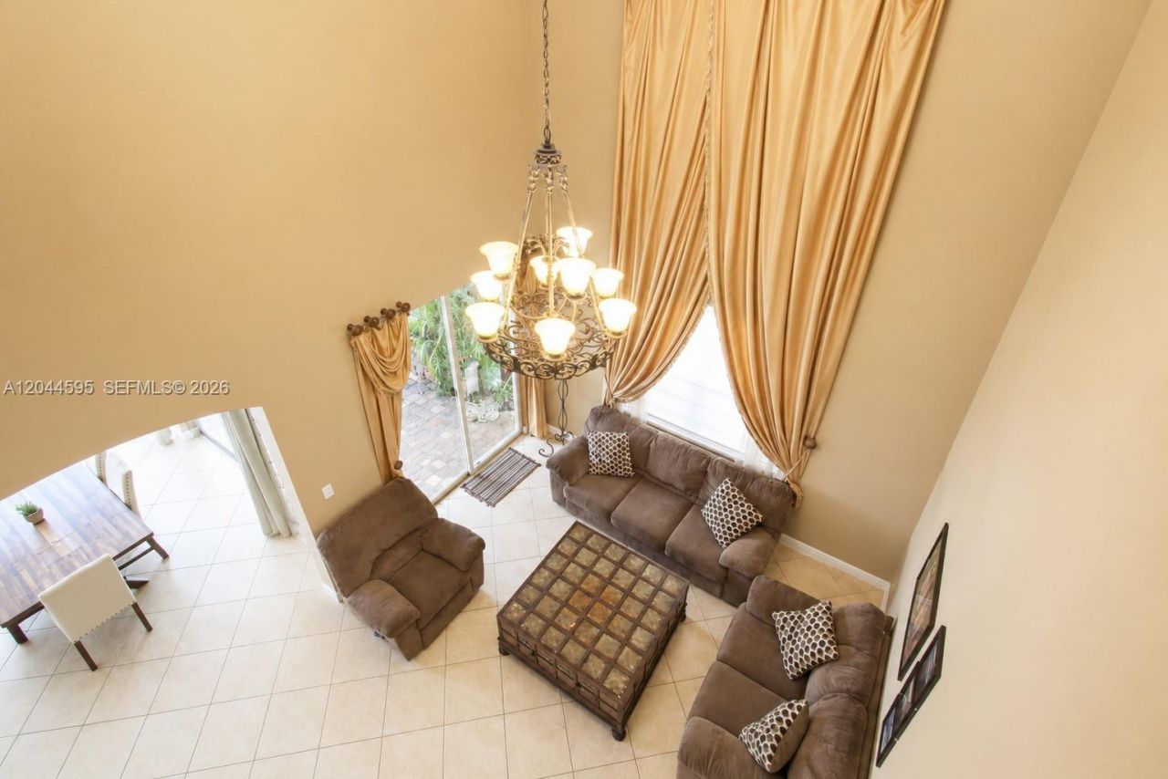 13989 SW 155th Ter , Miami, FL 33177 Photo