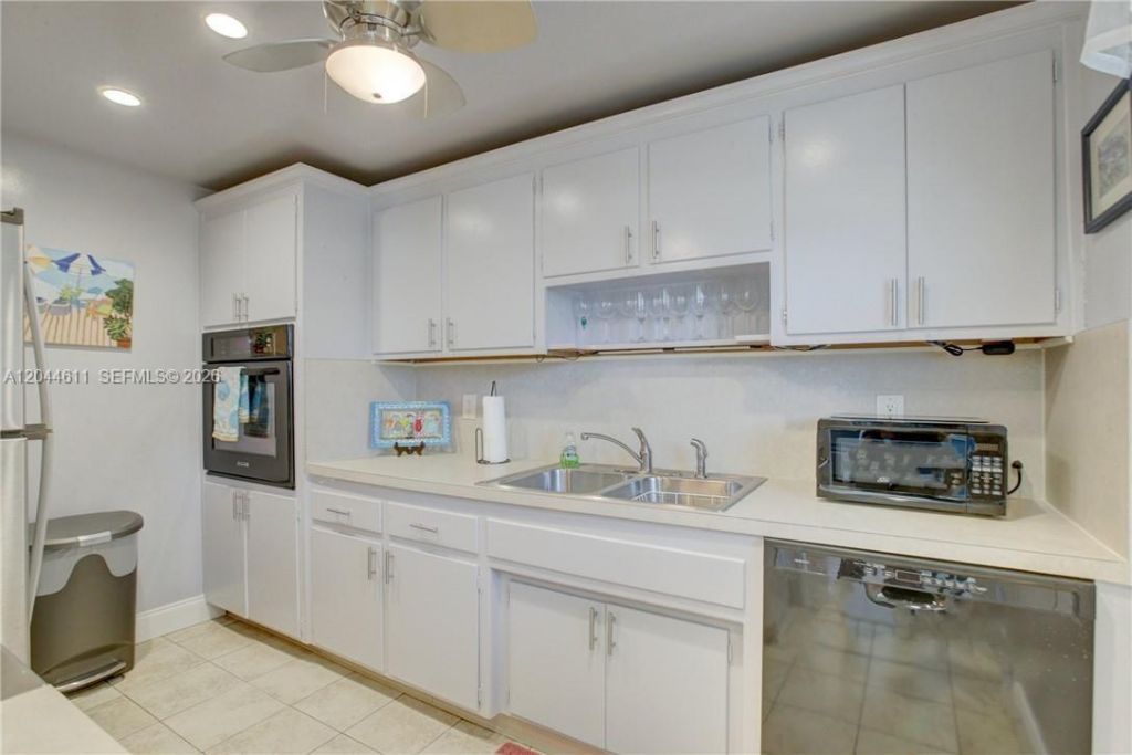 401 N Riverside Dr, Unit 504, Pompano Beach, FL 33062 Photo