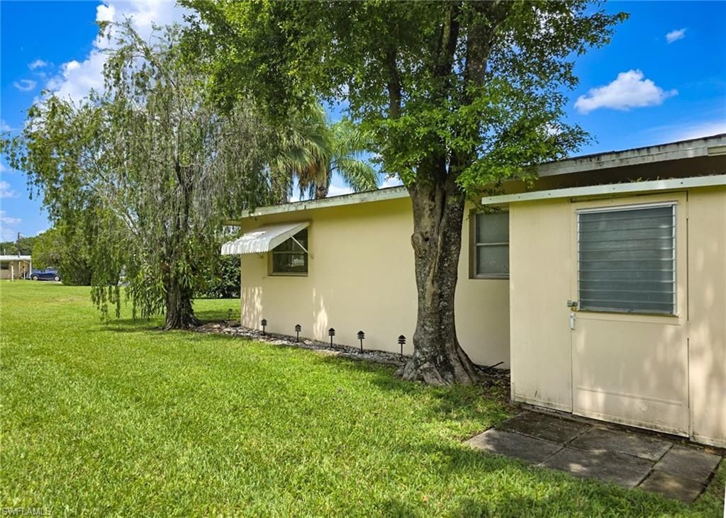2214 Gladiola Dr , Lehigh Acres, FL 33936 Photo