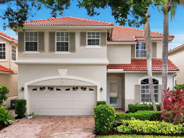 2 Monterey Pointe Drive, Palm Beach Gardens, FL 33418