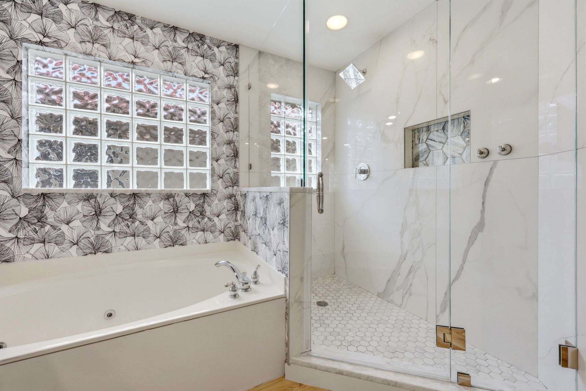 2 Monterey Pointe Drive, Palm Beach Gardens, FL 33418 Photo