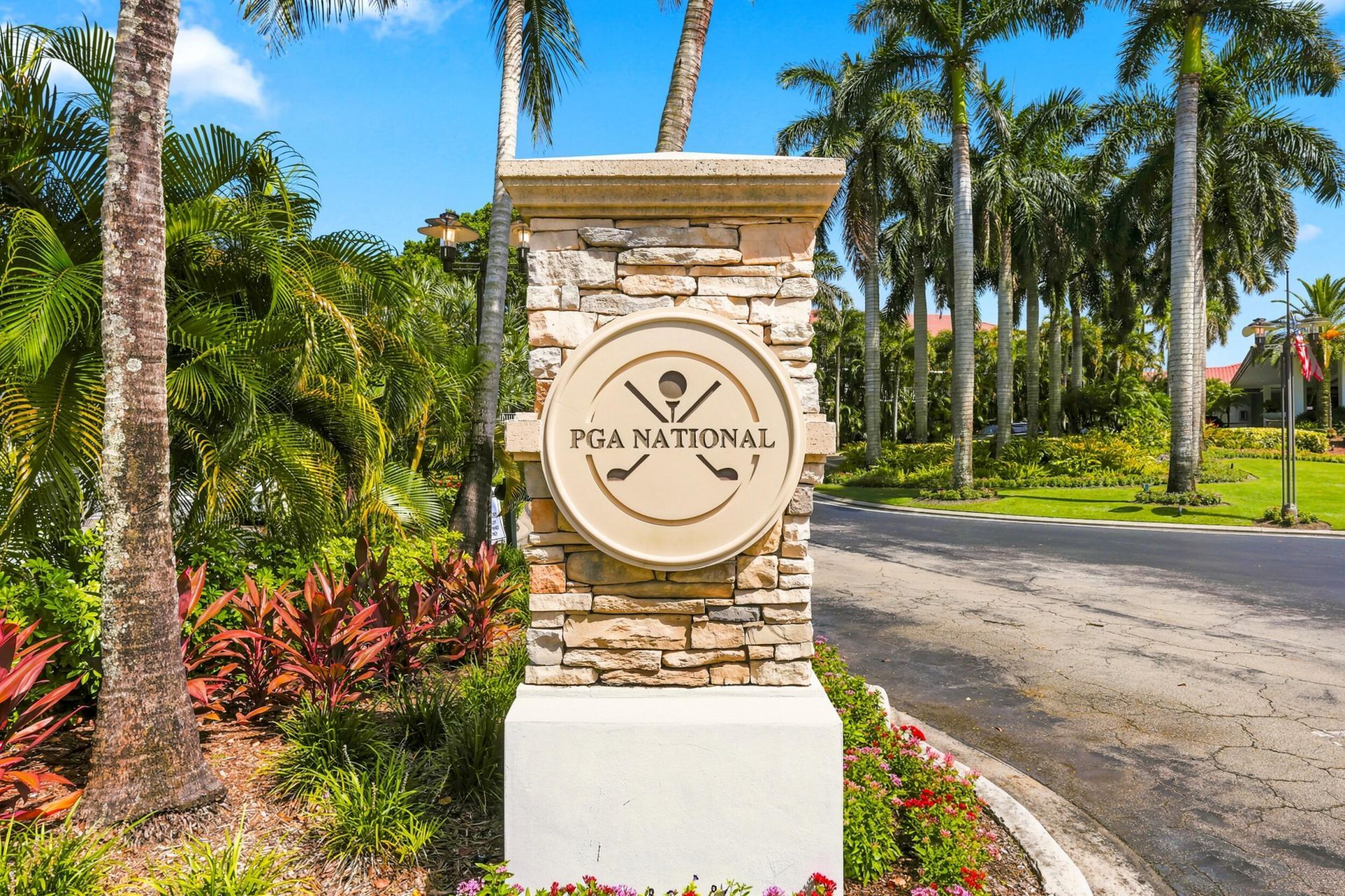 2 Monterey Pointe Drive, Palm Beach Gardens, FL 33418 Photo
