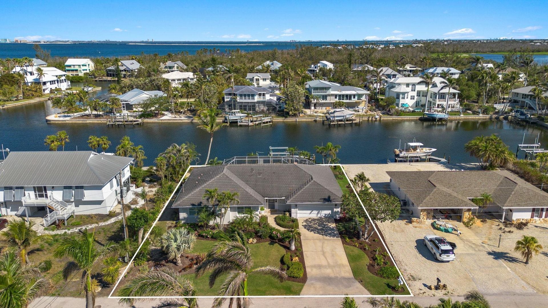 1674 Sabal Palm Dr, Sanibel, FL 33957 Photo