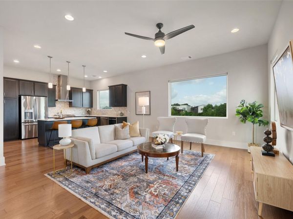7913 Floracita LN, Austin, TX 78735