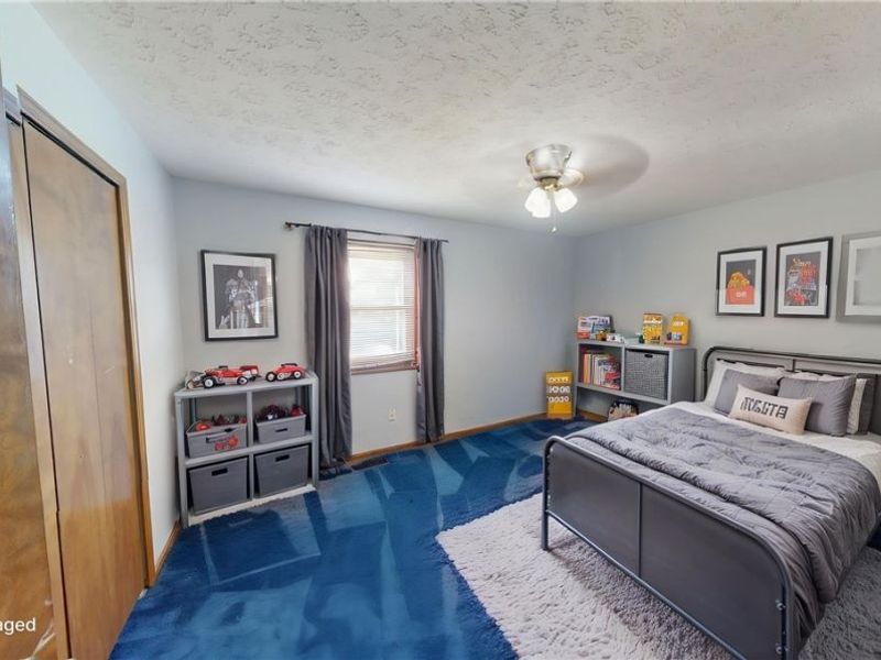 7420 Royalview Drive , Parma, OH 44129 Photo 12
