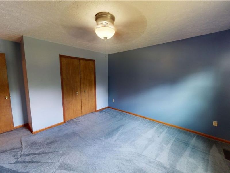 7420 Royalview Drive , Parma, OH 44129 Photo 23