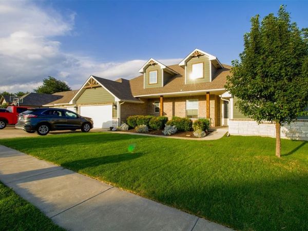 4528 Baldwin Avenue, Moore, OK 73160