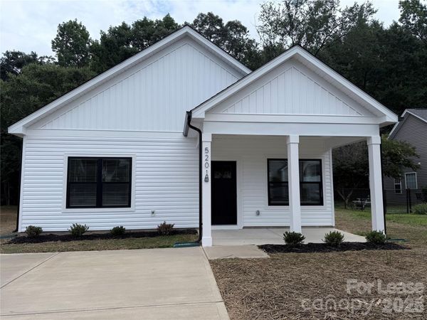 5201 Park Place Drive , Dallas, NC 28034