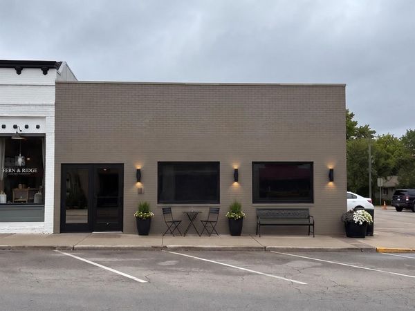 122 N MAIN Street, Washington, IL 61571