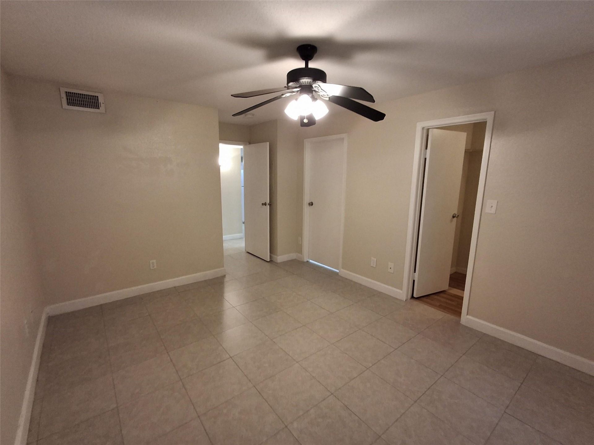 899 Riverside Drive, Unit 613, Coral Springs, FL 33071 Photo