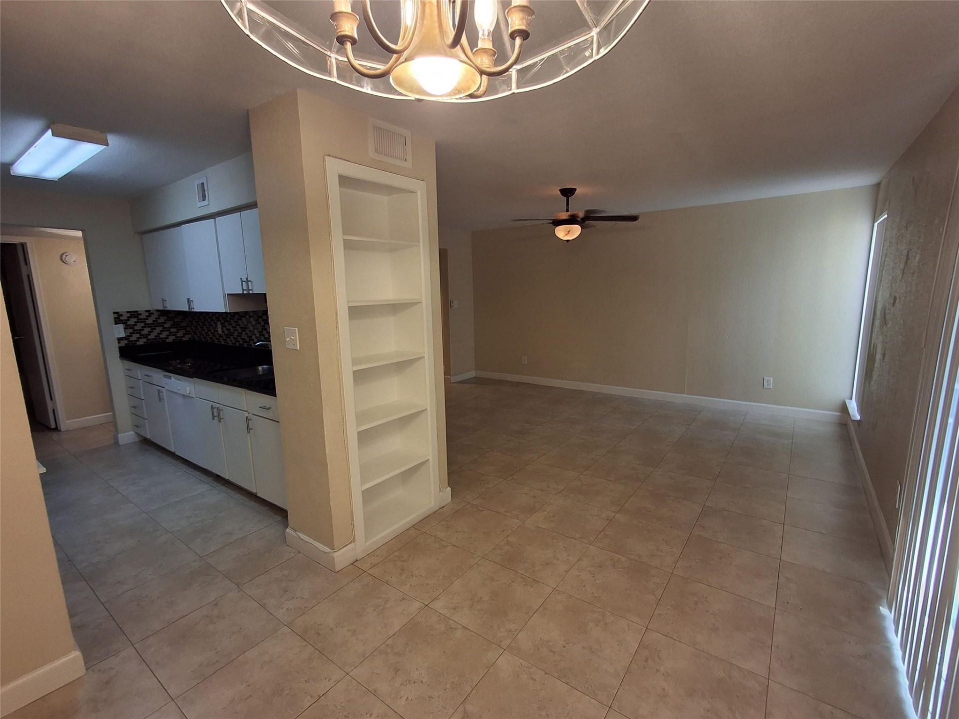 899 Riverside Drive, Unit 613, Coral Springs, FL 33071 Photo