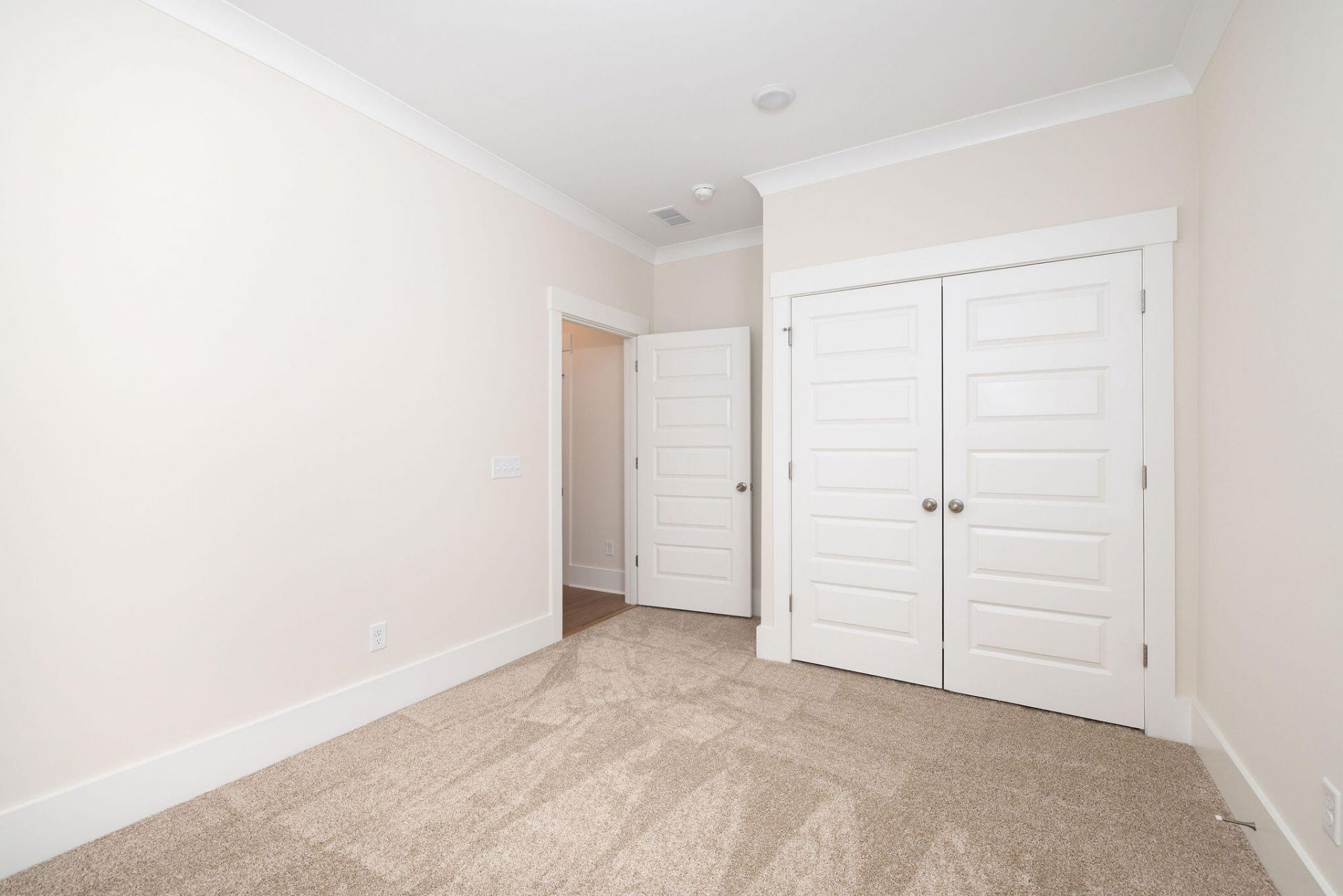 3089 Sawtimber Street Photo 34