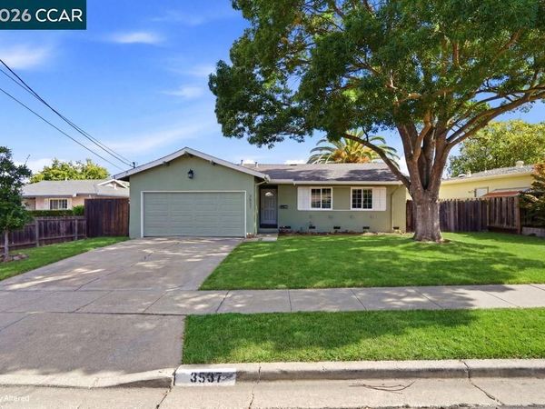 3537 Thunderbird Dr, Concord, CA 94520