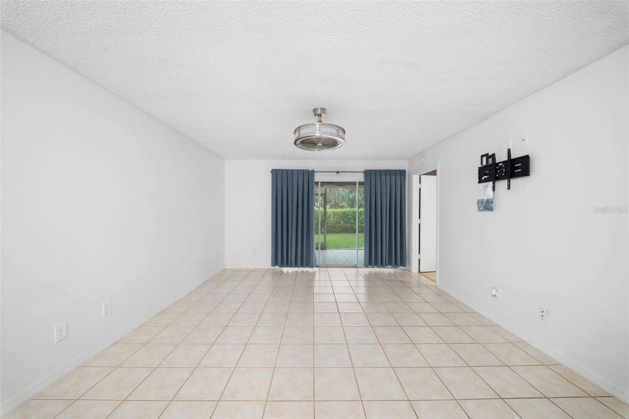 7761 Jewel Lane, Unit 102, Naples, FL 34109 Photo