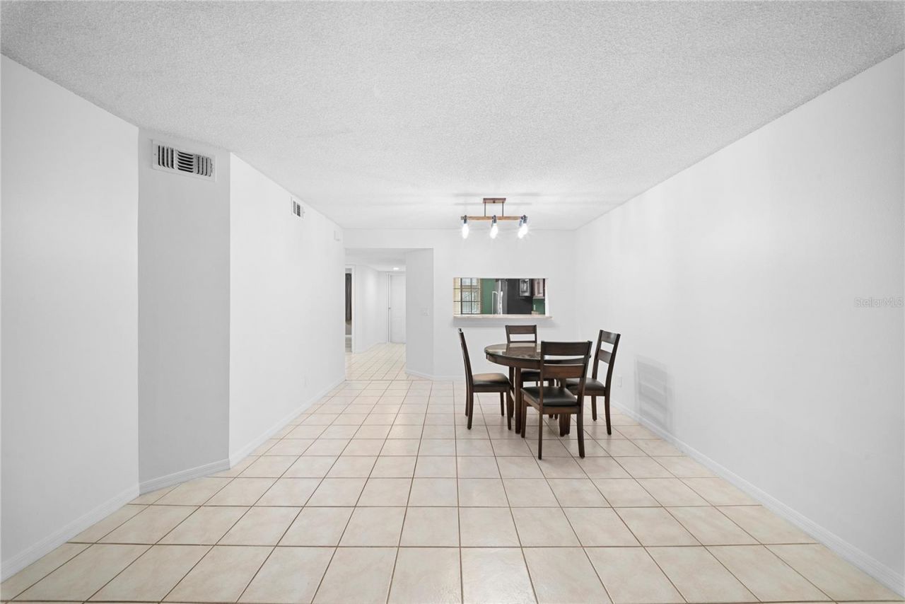 7761 Jewel Lane, Unit 102, Naples, FL 34109 Photo