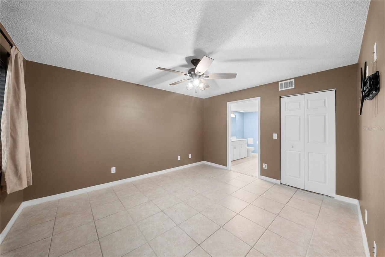 7761 Jewel Lane, Unit 102, Naples, FL 34109 Photo