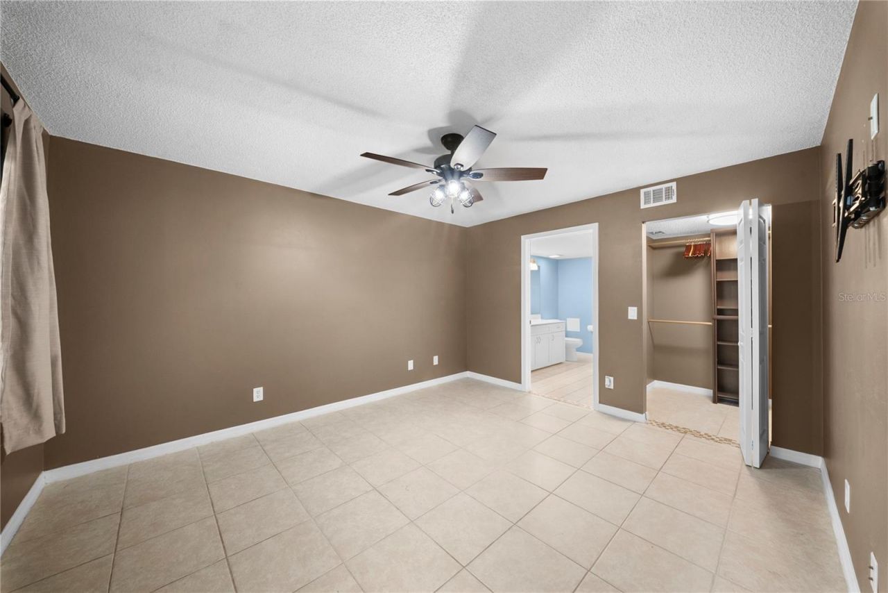 7761 Jewel Lane, Unit 102, Naples, FL 34109 Photo