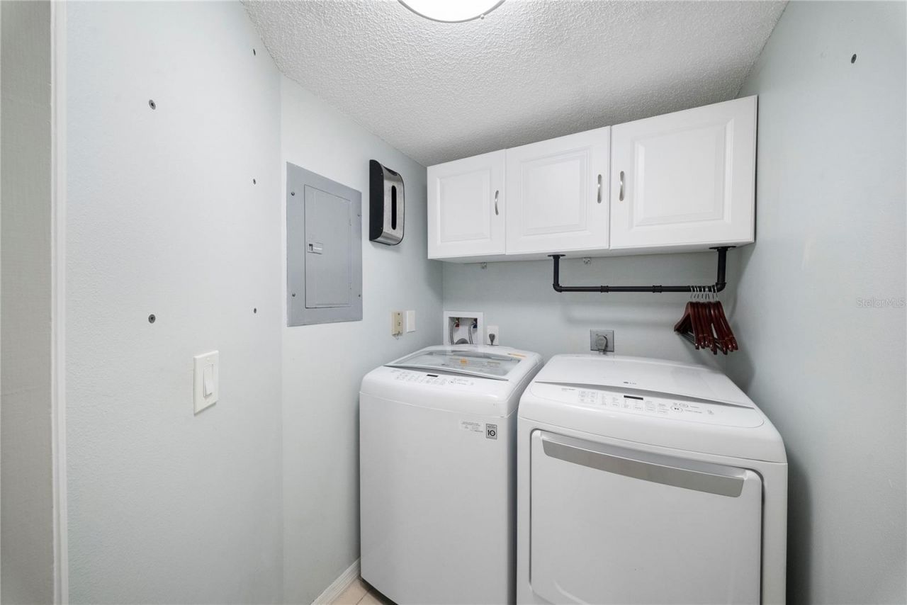 7761 Jewel Lane, Unit 102, Naples, FL 34109 Photo