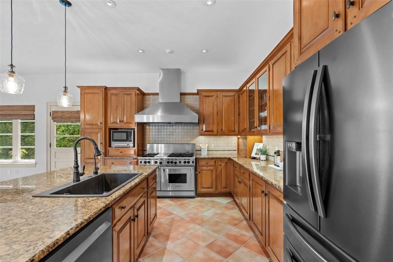 4803 W Woodmere Road, Tampa, FL 33609 Photo