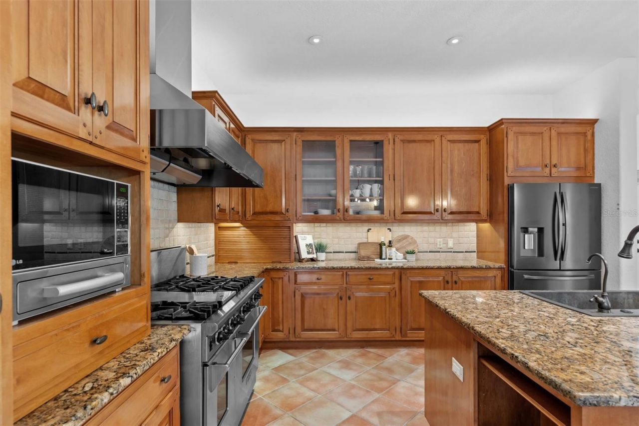 4803 W Woodmere Road, Tampa, FL 33609 Photo