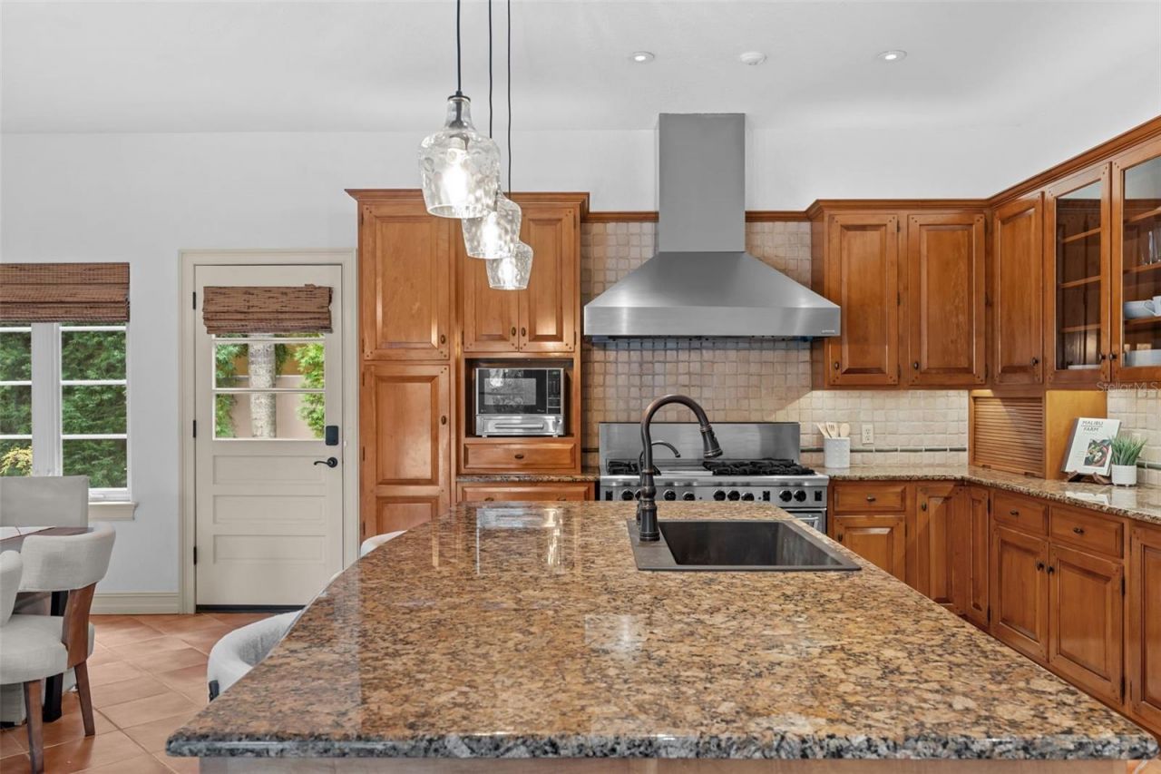 4803 W Woodmere Road, Tampa, FL 33609 Photo