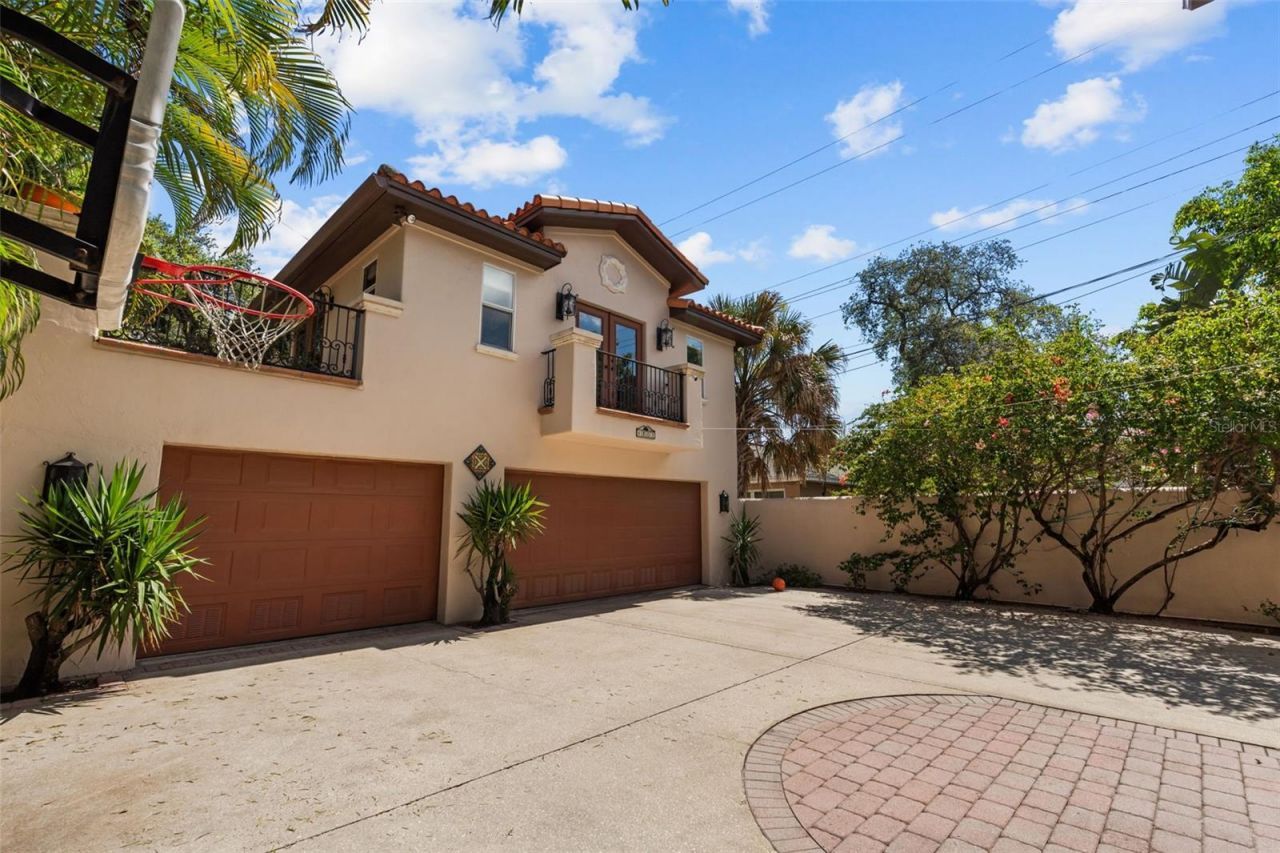 4803 W Woodmere Road, Tampa, FL 33609 Photo