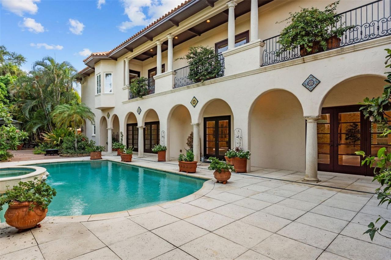 4803 W Woodmere Road, Tampa, FL 33609 Photo