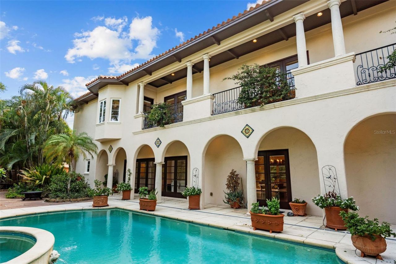4803 W Woodmere Road, Tampa, FL 33609 Photo