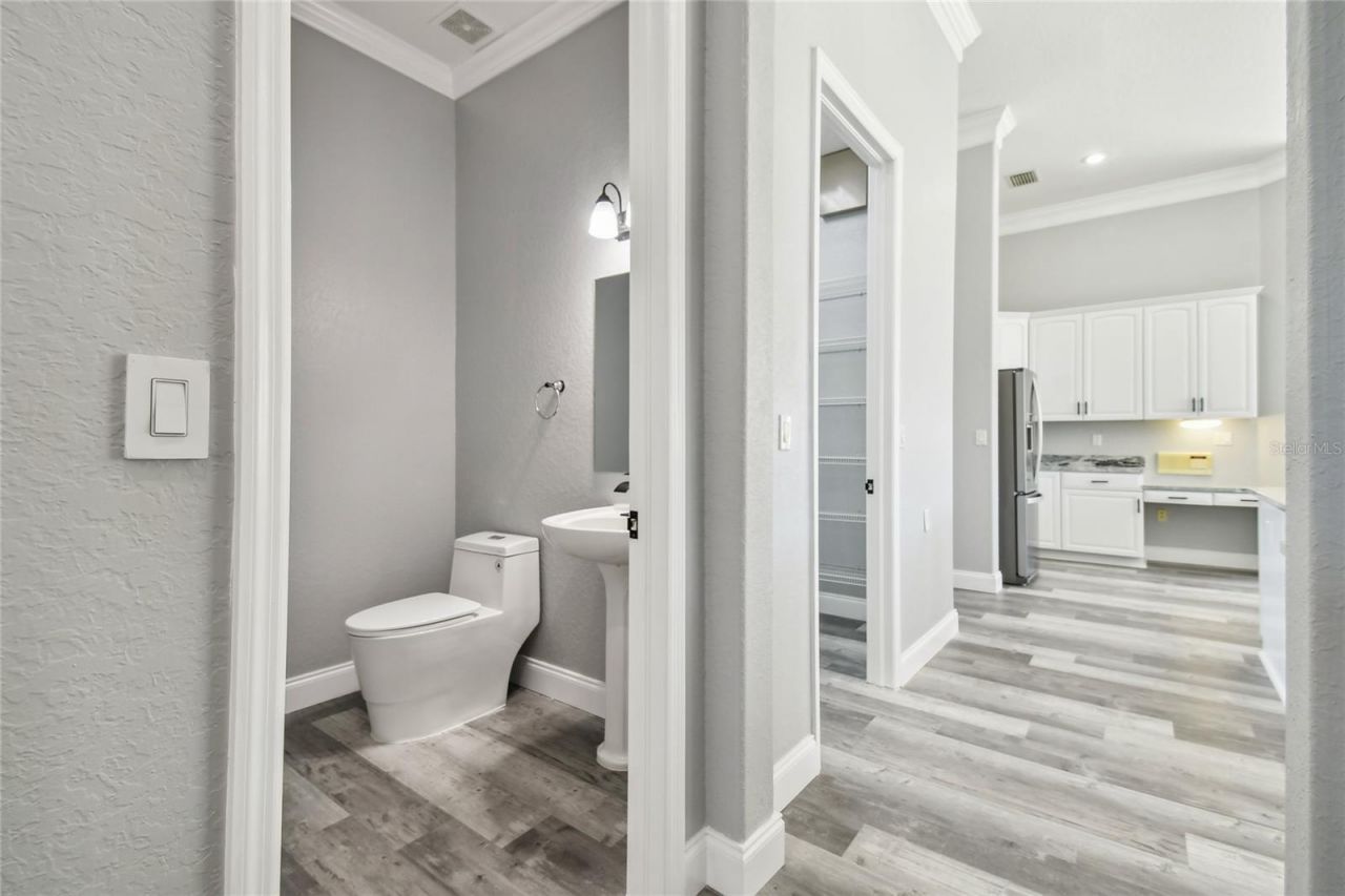 6644 Country Club Road, Wesley Chapel, FL 33544 Photo