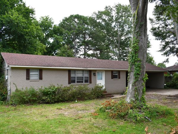 108 Rogers Dr., Nettleton, MS 38858