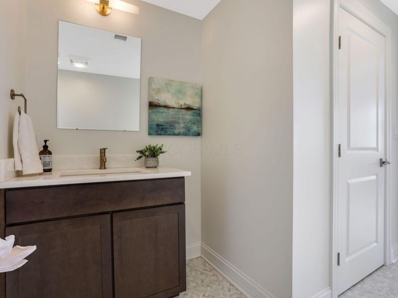 50 W Broad Street, Unit 3602, Columbus, OH 43215 Photo 17