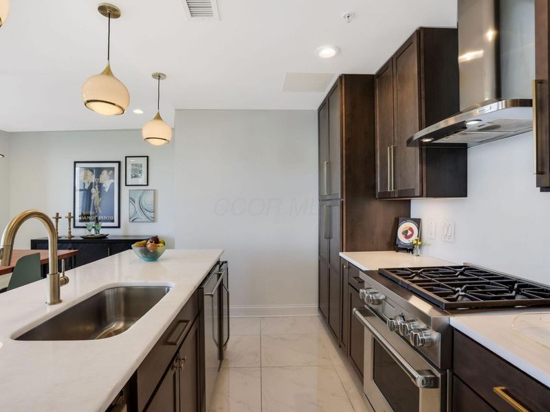 50 W Broad Street, Unit 3602, Columbus, OH 43215 Photo 7