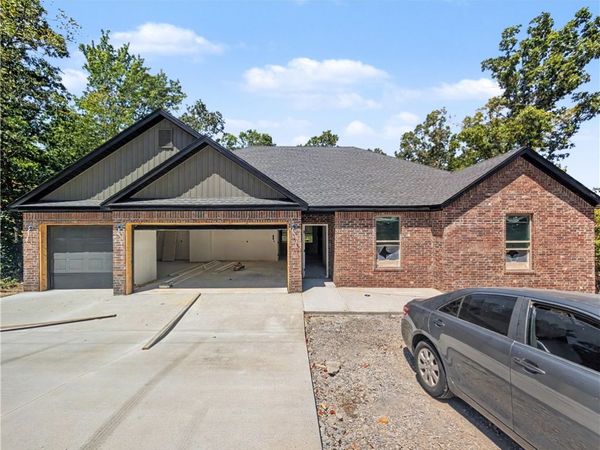 11 Carrick Drive, Bella Vista, AR 72715