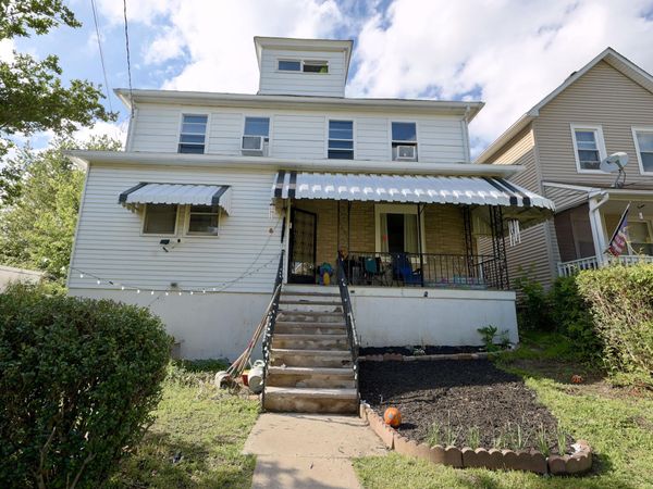 827 Main Street, Sugar Notch, PA 18706
