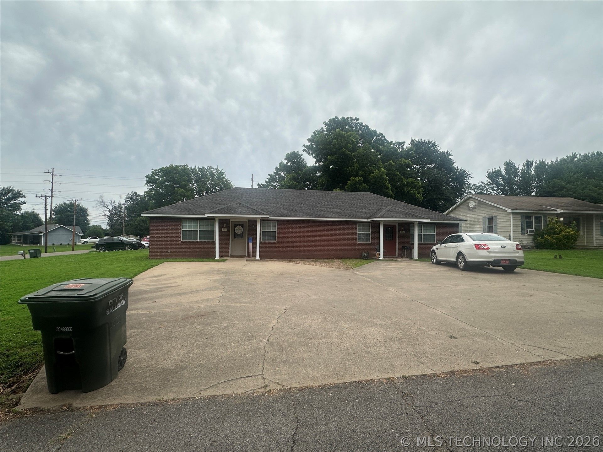 619 S Mulberry Street, Sallisaw, OK 74955 Main Photo